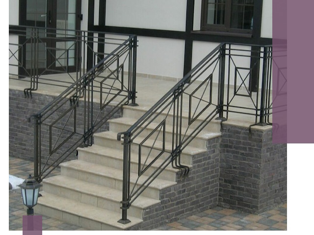 Перила для крыльца в Учалах — монтаж, изготовление и установка