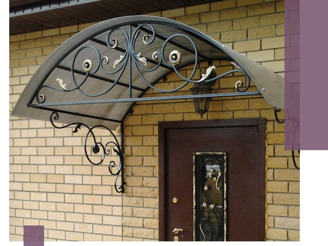 Изготовление козырьков из металла под ключ в Учалах