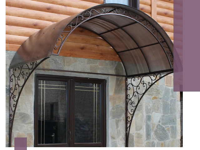 Арочные козырьки под ключ в Учалах: изготовление и монтаж